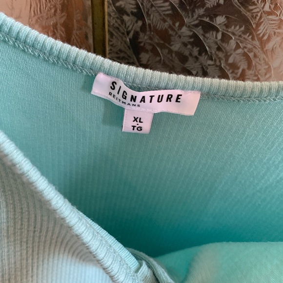 SIGNATURE BLUE RIBBED TANK TOP 21” PTP - Picture 3 of 4